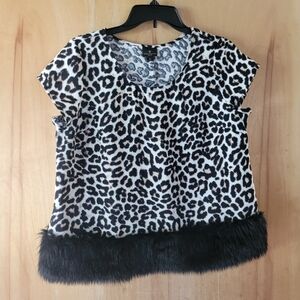 Woolworth size PL top leopard print with fur accent